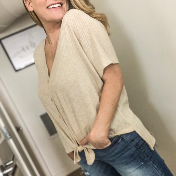 Jessica Waffle Knit Top | Taupe - Picture 3 of 4